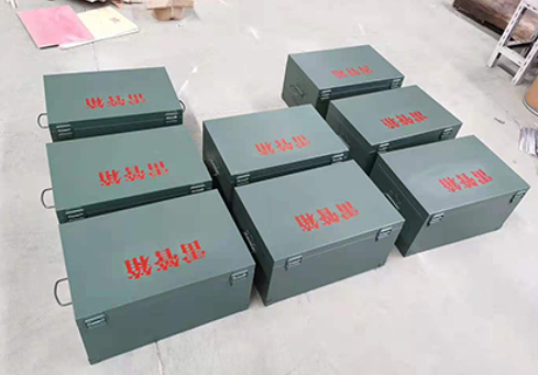 应城炸药箱和雷管箱一般是怎么存放的？